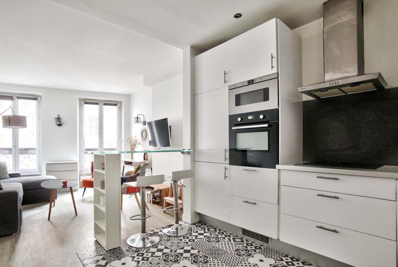 Appartement Quartier Tour Eiffel Free Netflix Paris Exterior photo